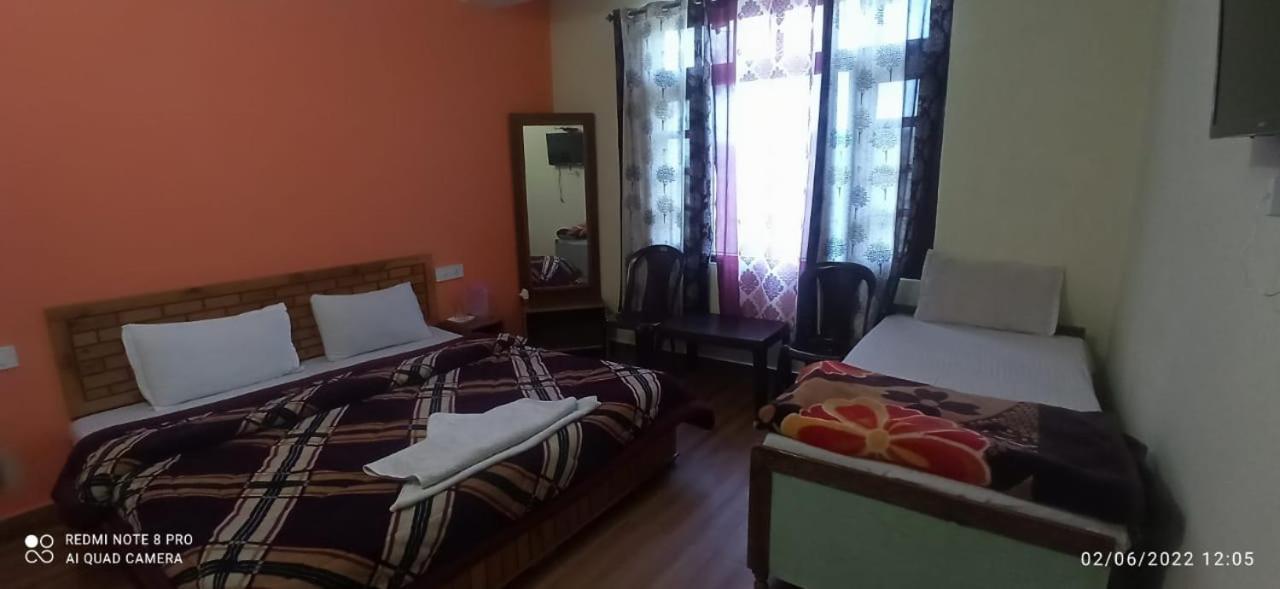 Peaceful Retreat Home Stay, Далхаузи Экстерьер фото