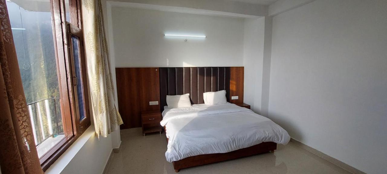 Peaceful Retreat Home Stay, Далхаузи Экстерьер фото