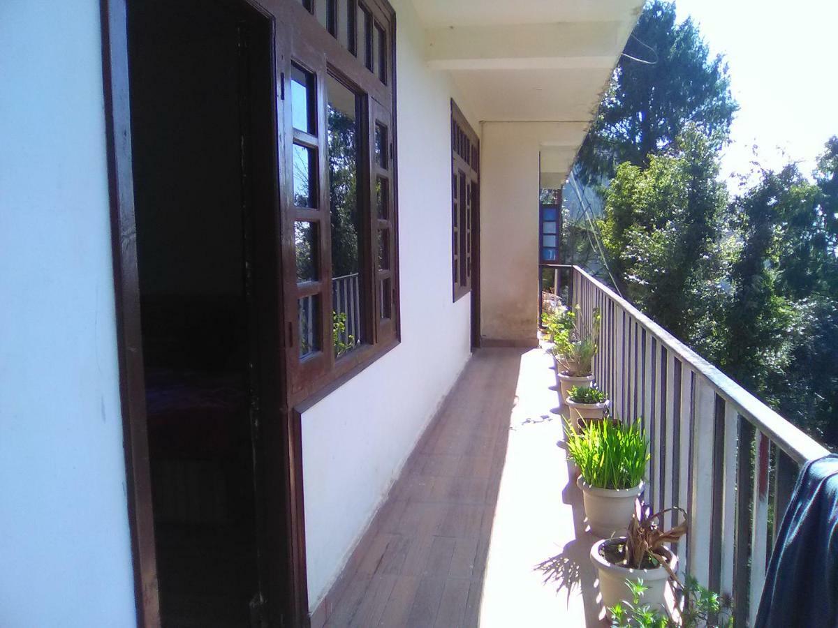 Peaceful Retreat Home Stay, Далхаузи Экстерьер фото