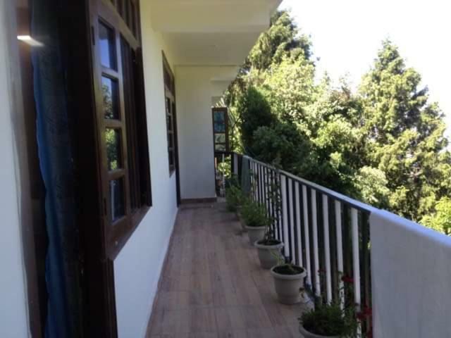 Peaceful Retreat Home Stay, Далхаузи Экстерьер фото